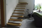 schodiště na trny do zdi (3)