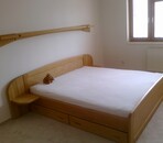 masivní buková postel (1)